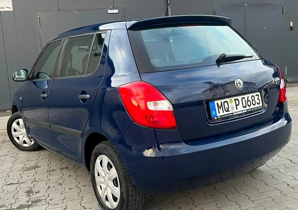Skoda Fabia cena 16999 przebieg: 129900, rok produkcji 2010 z Wałbrzych małe 562